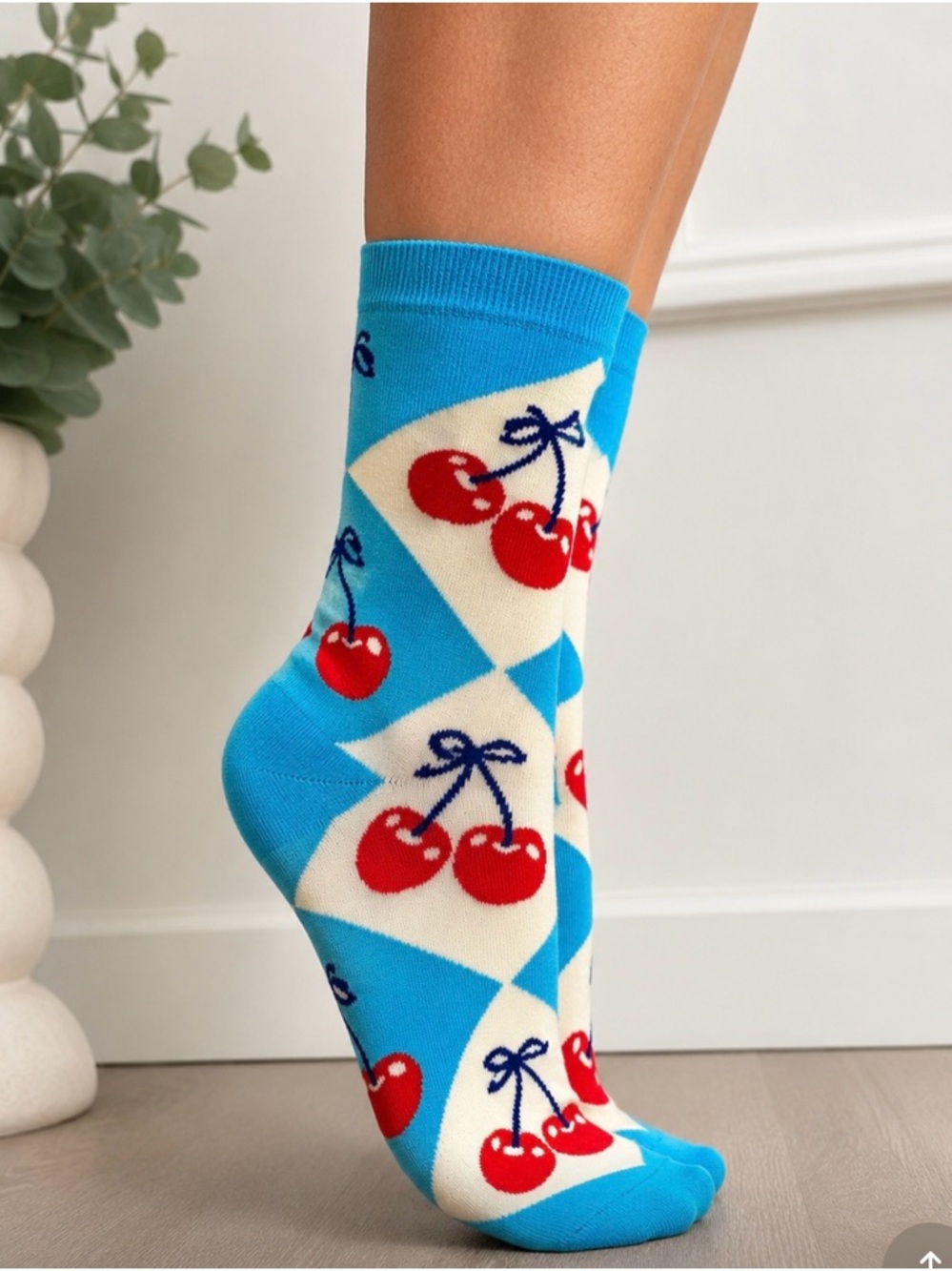 🍒 NWT Happy Socks Cherry Crew Socks Blue Red Combed Cotton Fun Retro Size 36-40